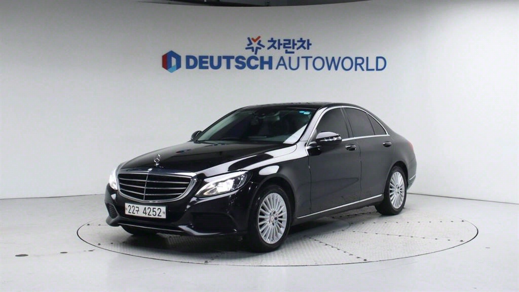  CŬ(4) C220 CDI  