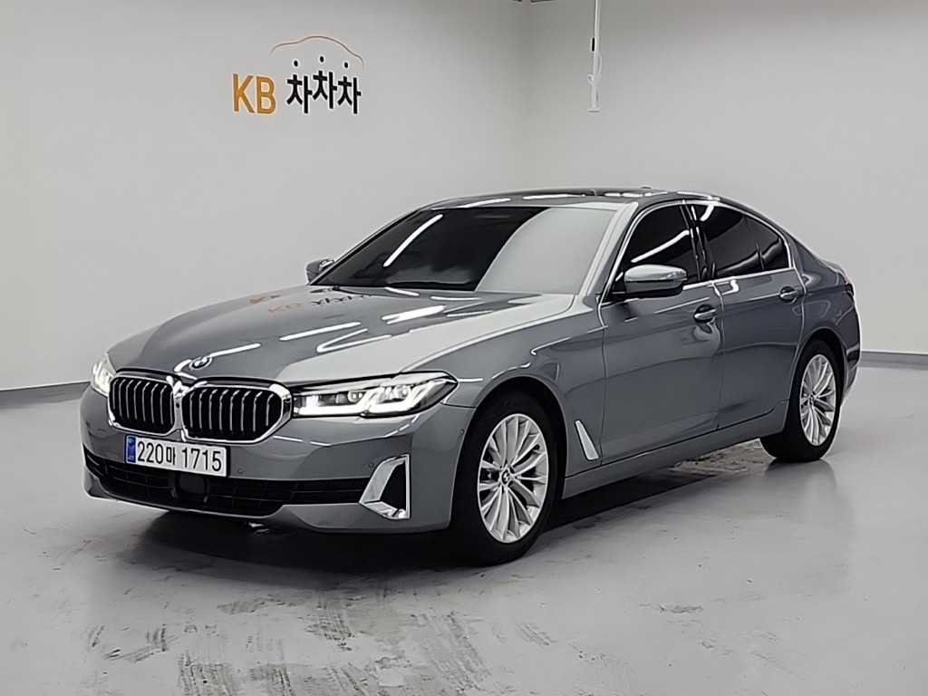 BMW 5ø(7)  520i Ÿ