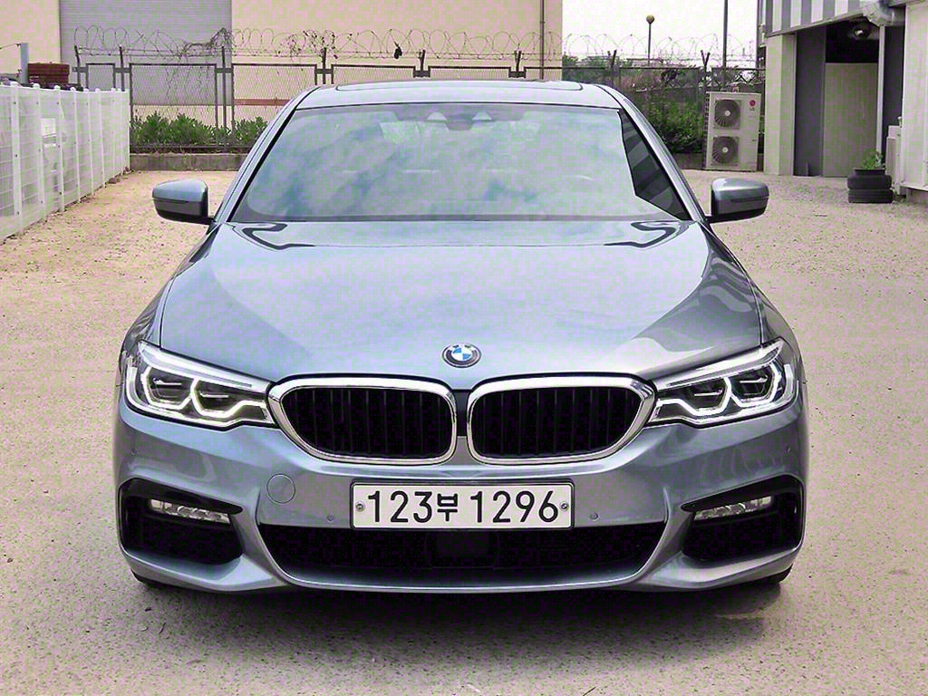 BMW 5ø(7)  520d M