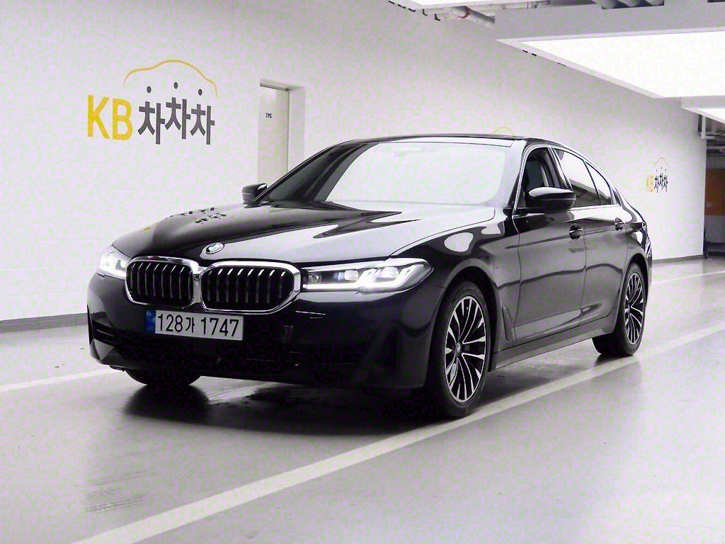 BMW 5ø(7)  530i Ÿ