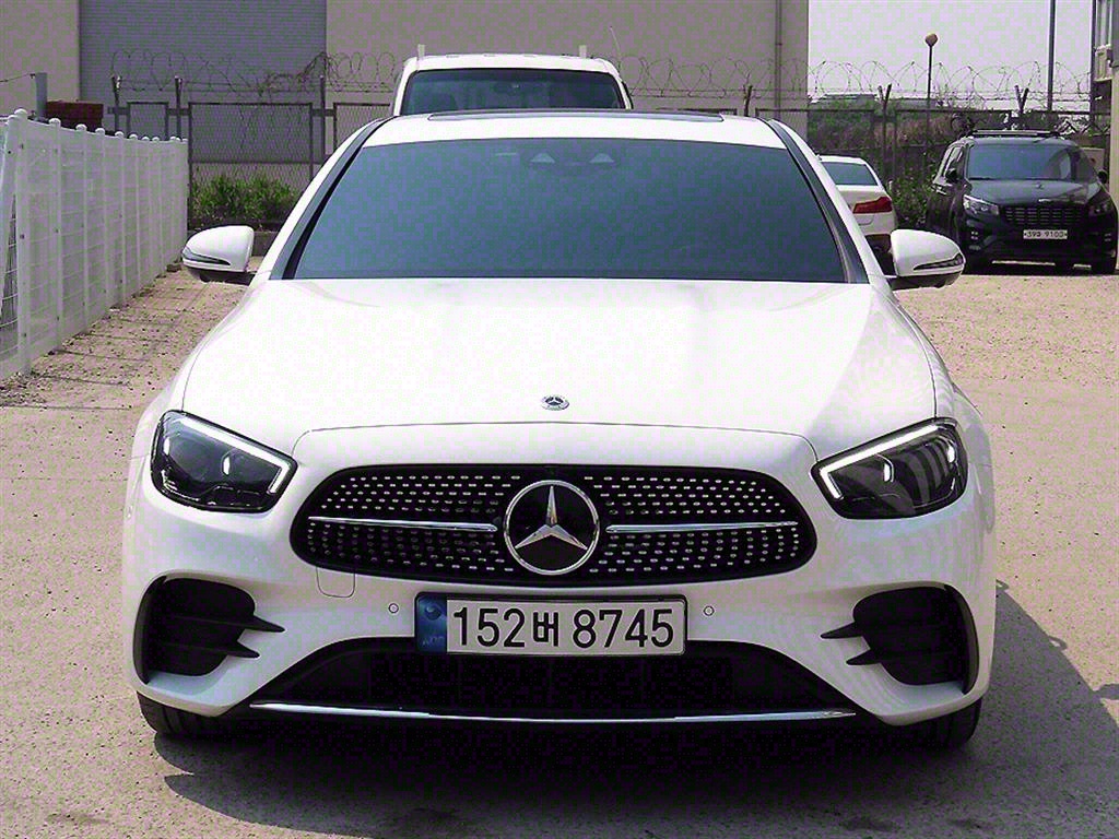  EŬ(5) E250 AMG 