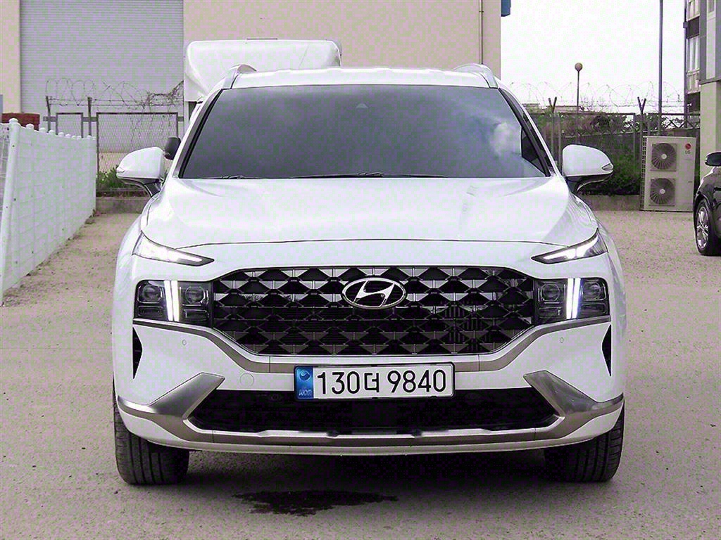   Ÿ ̺긮 1.6 HEV 2WD Ķ׷