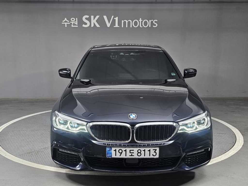 BMW 5ø(7)  520i M 