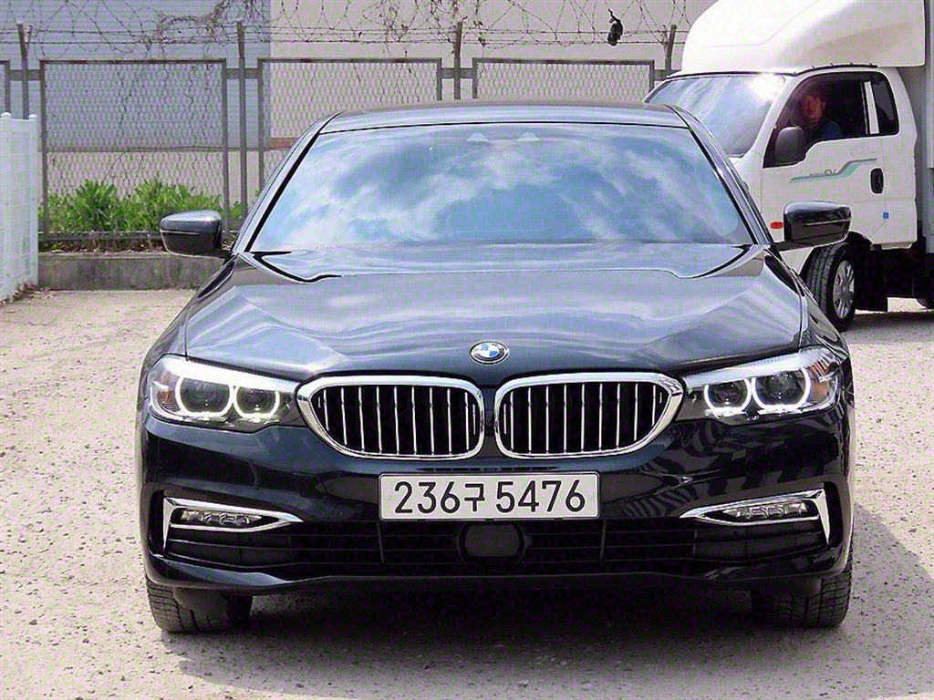 BMW 5ø(7)  520i ¼Ÿ