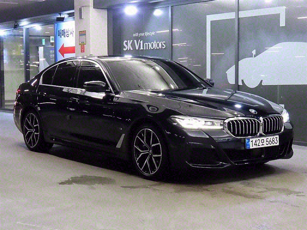 BMW 5ø(7)  530i xDrive M 