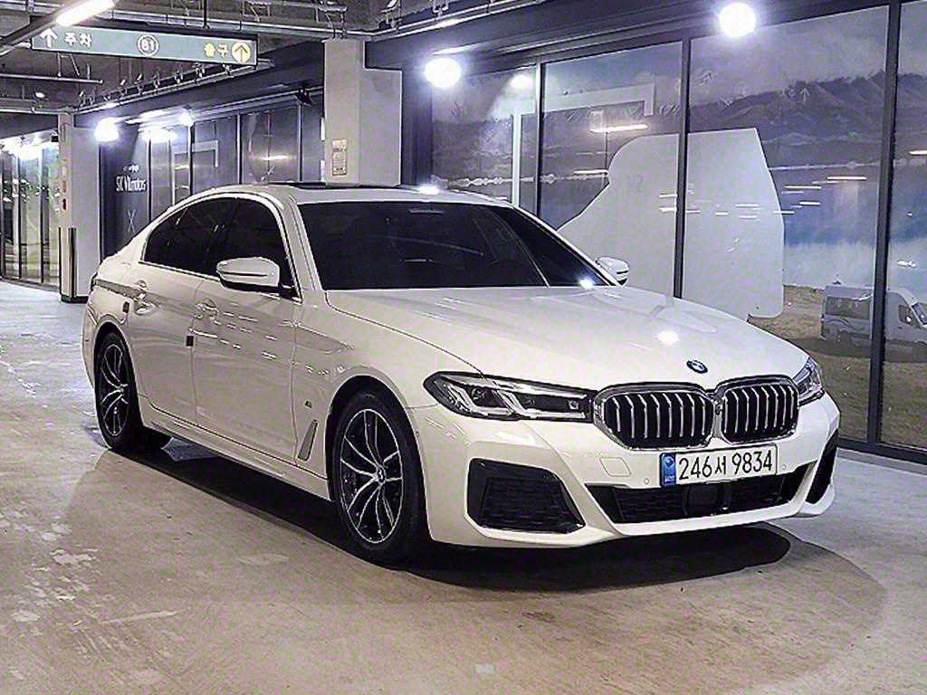 BMW 5ø(7)  520i M 