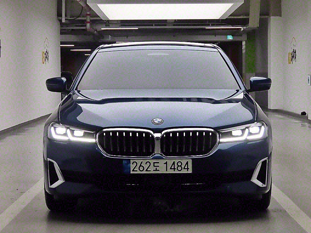BMW 5ø(7)  520i ¼Ÿ