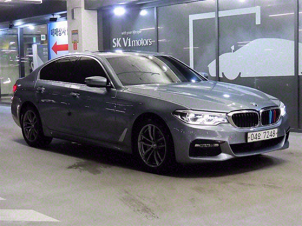 BMW 5ø(7)  520d xDrive M ÷
