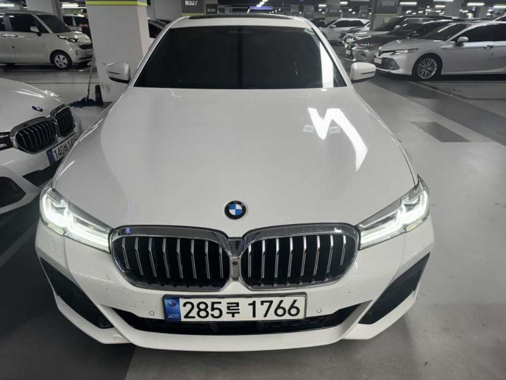 BMW 5ø(7)  530i M 