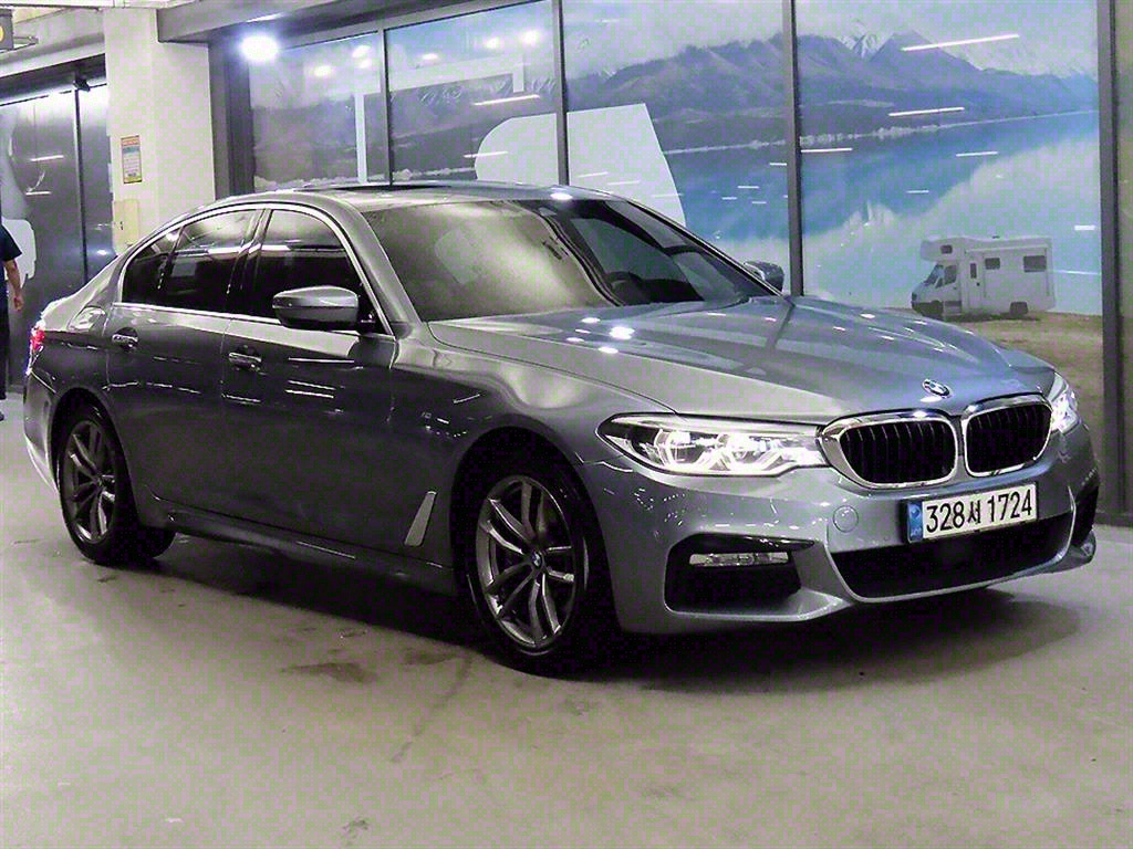BMW 5ø(7)  530i M 