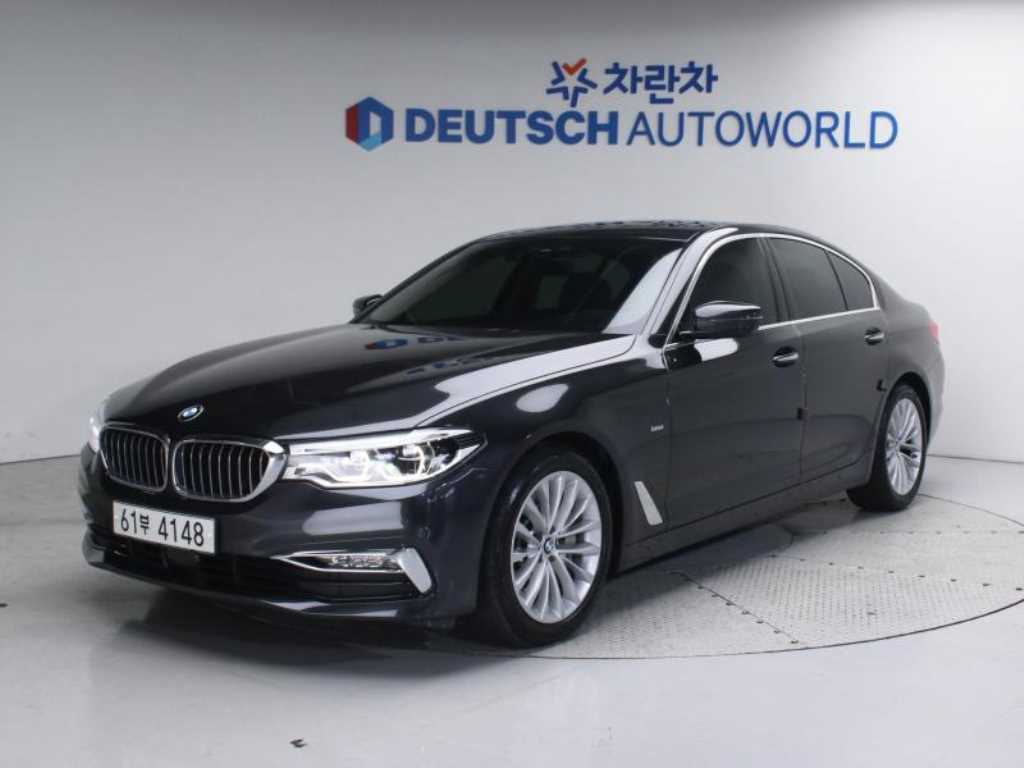BMW 5ø(7)  530i Ÿ ÷