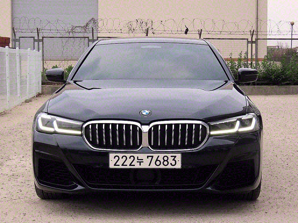BMW 5ø(7)  530i M 