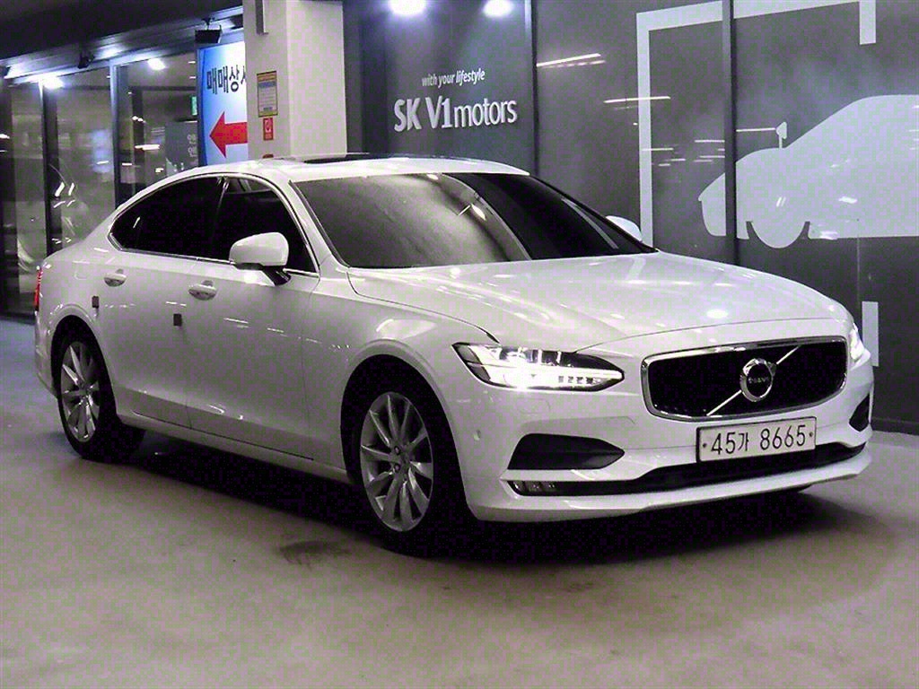    S90 D4 