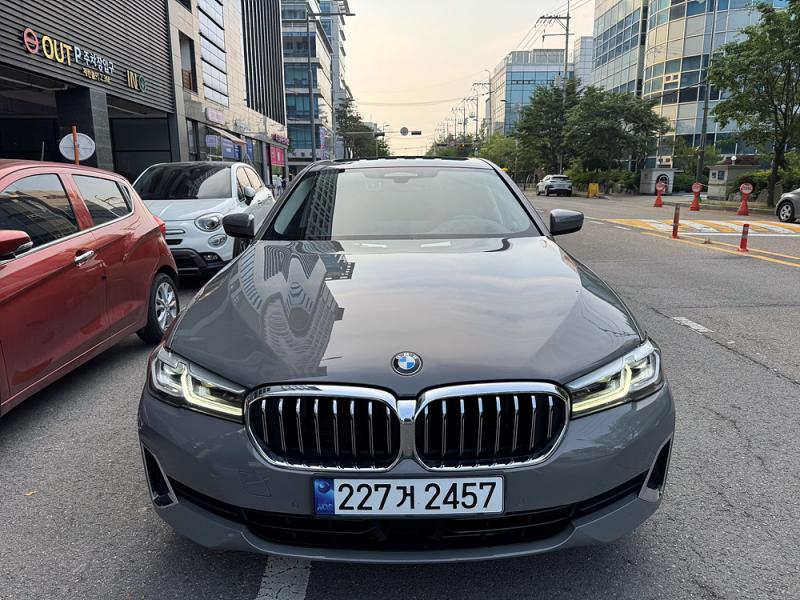 BMW 5ø(7)  530i Ÿ