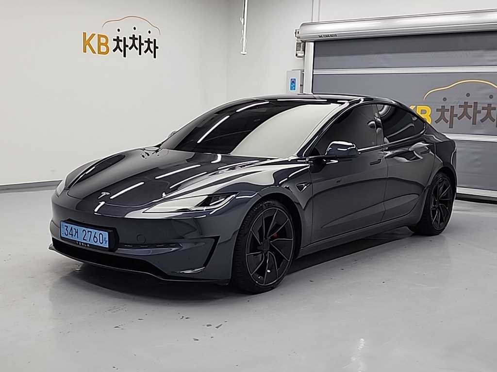 ׽  3 EV AWD ս