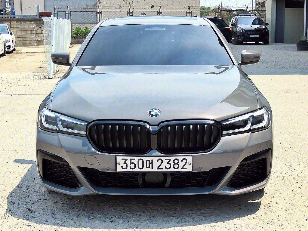 BMW 5ø(7)  520i M 