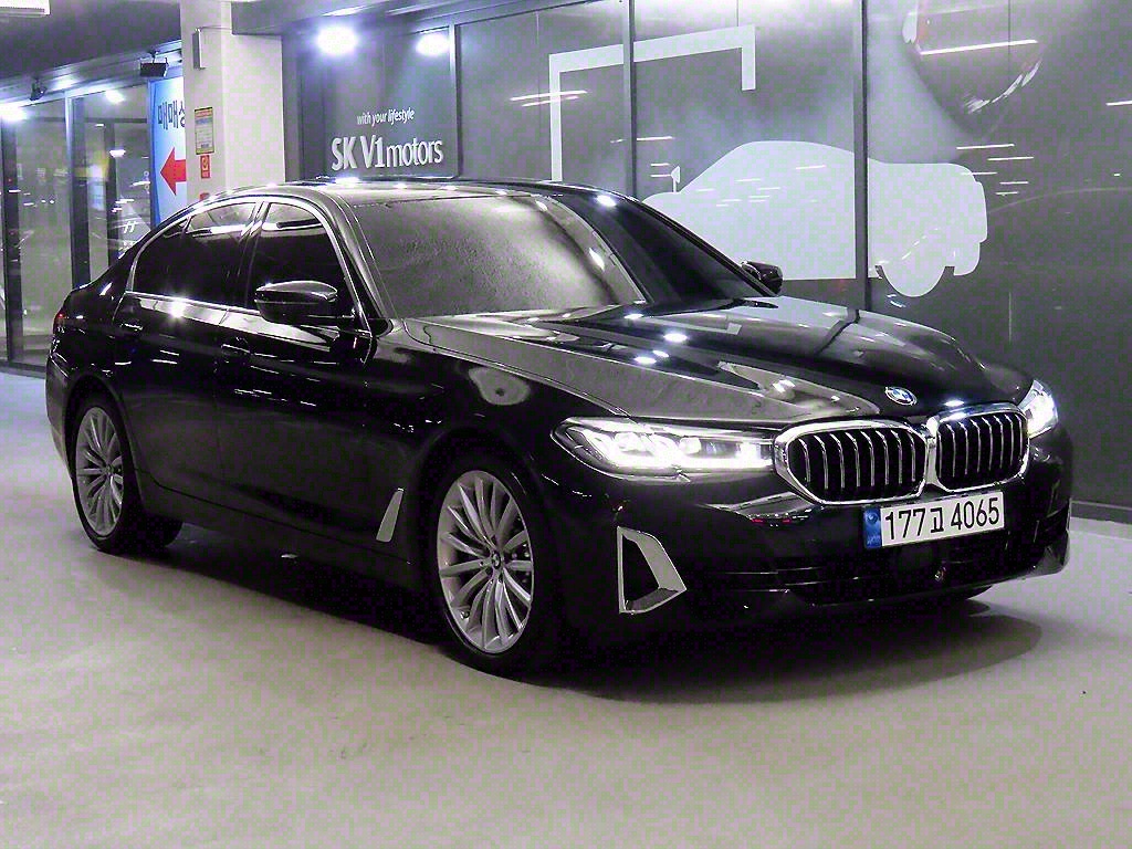 BMW 5ø(7)  530i Ÿ