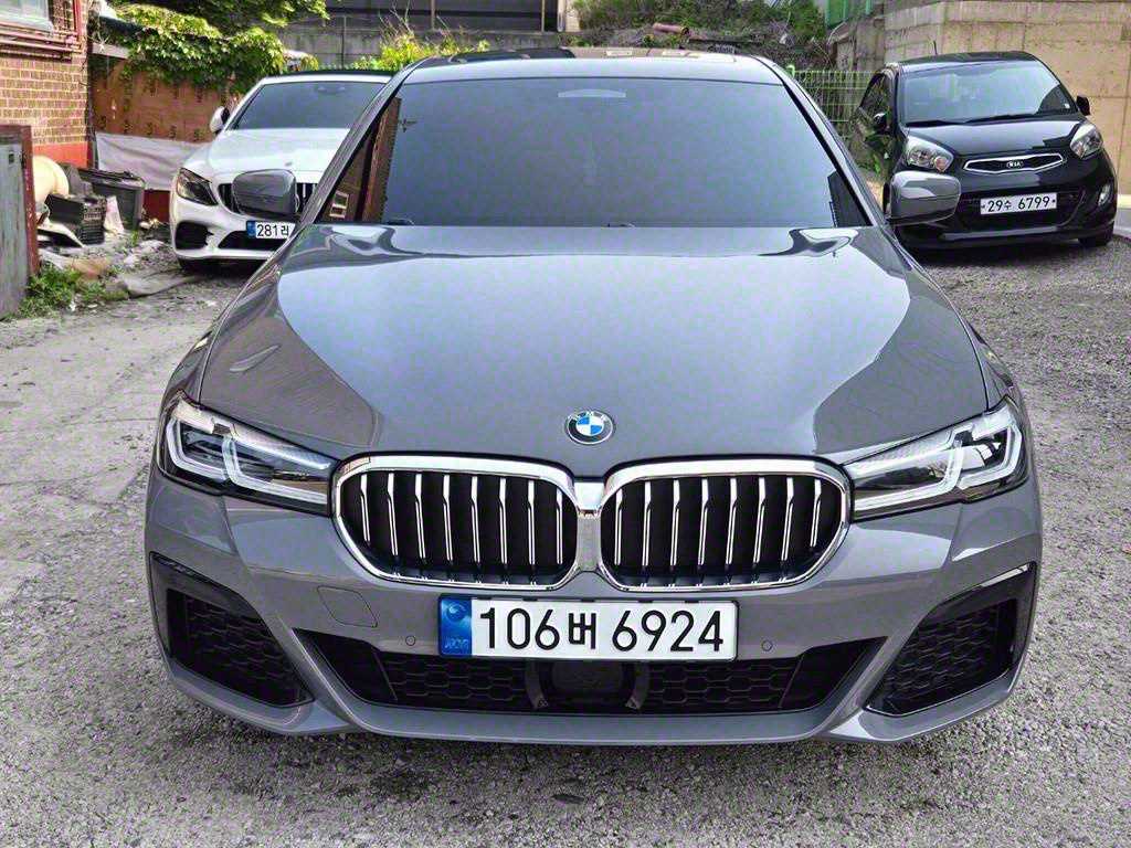 BMW 5ø(7)  520i M 