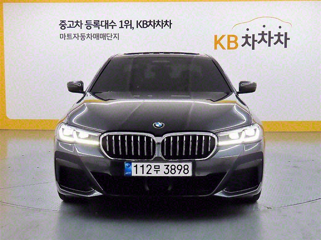 BMW 5ø(7)  530i M 