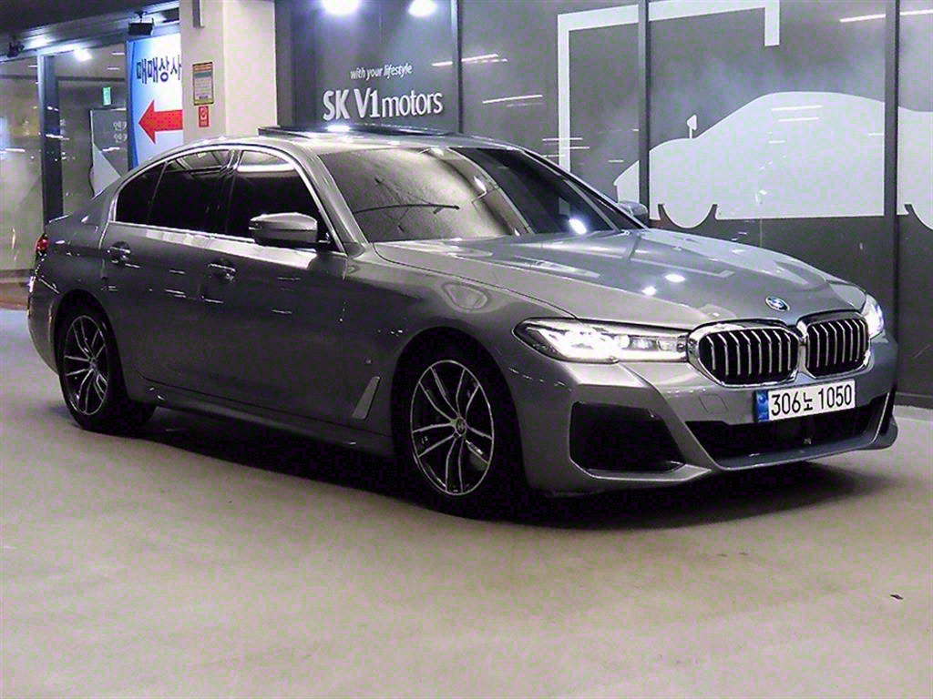 BMW 5ø(7)  520i M 