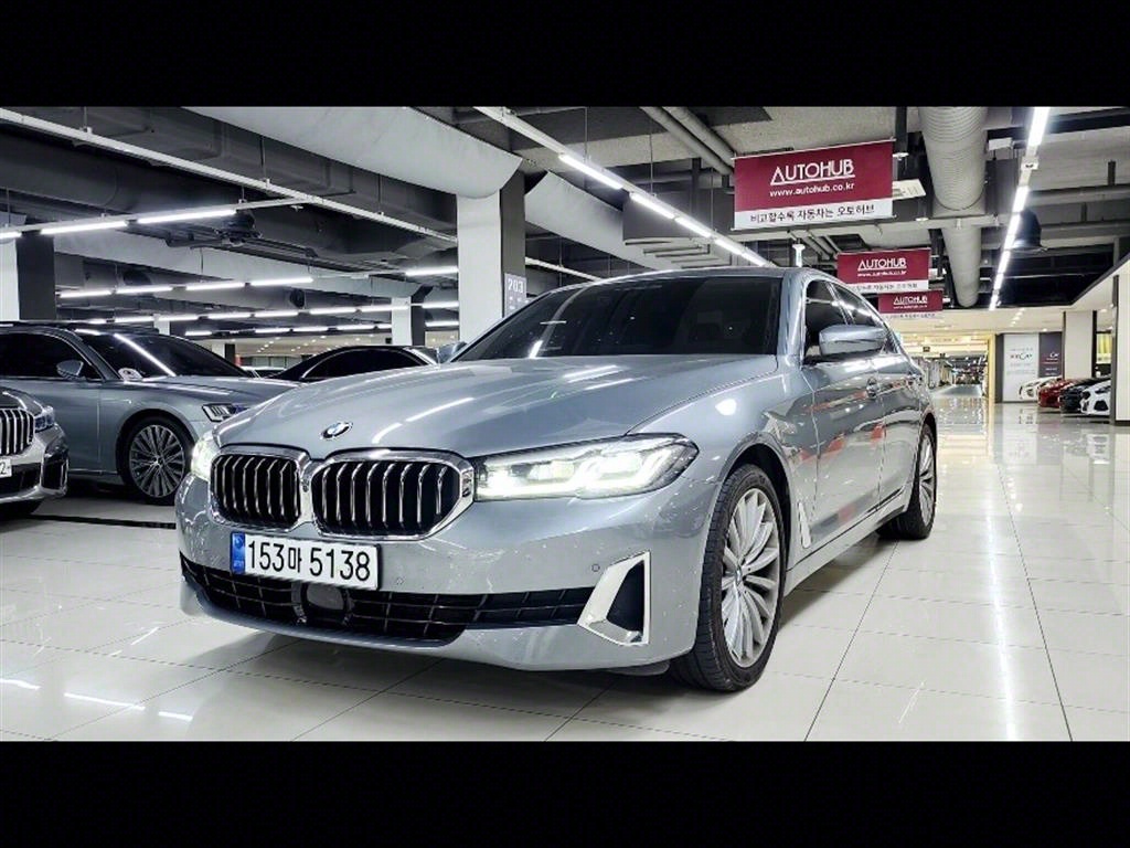 BMW 5ø(7)  530i Ÿ