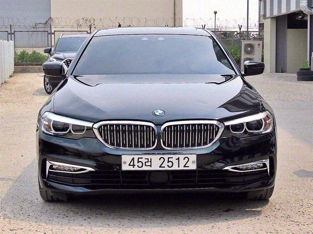 BMW 5ø(7)  520i ¼Ÿ