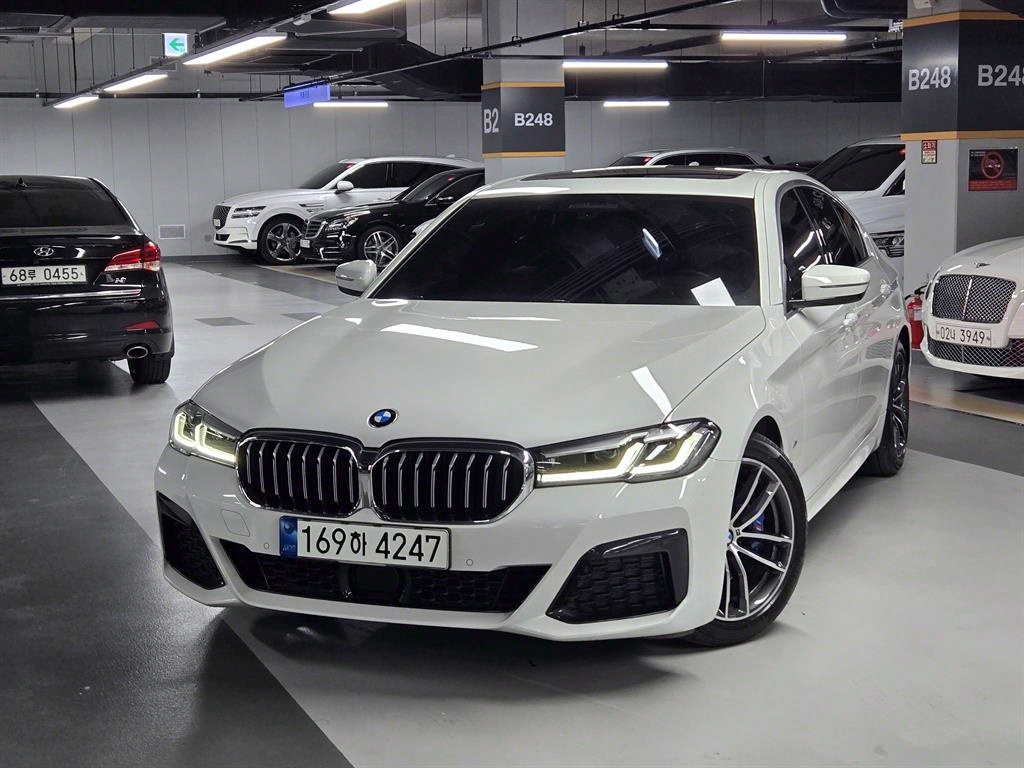 BMW 5ø(7)  520i M 