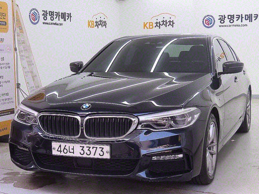 BMW 5ø(7)  530i xDrive M ÷
