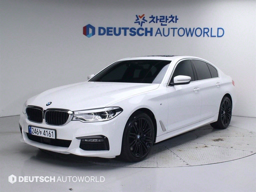 BMW 5ø(7)  540i xDrive M ÷