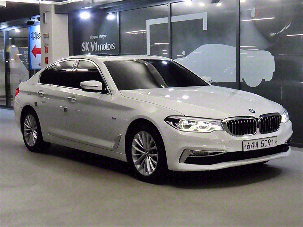 BMW 5ø(7)  520d xDrive Ÿ ÷