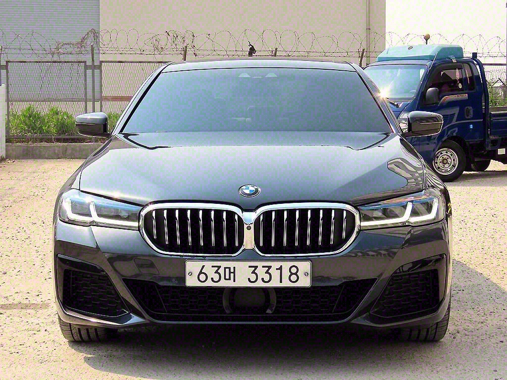 BMW 5ø(7)  530i xDrive M ÷