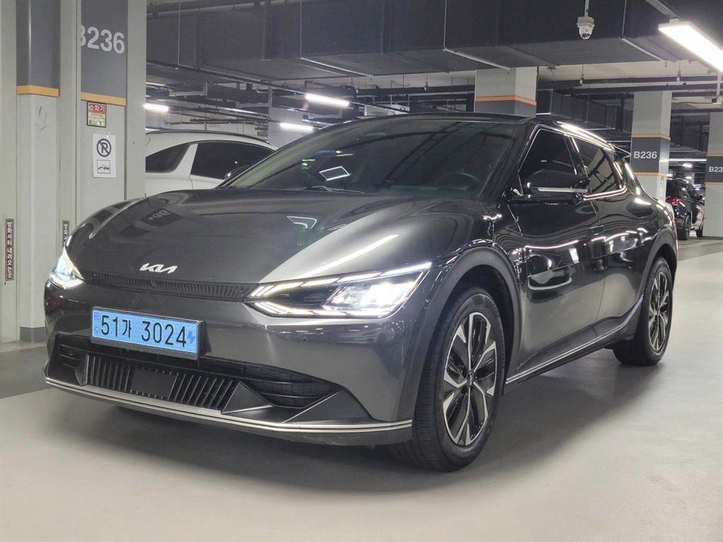  EV6   2WD 