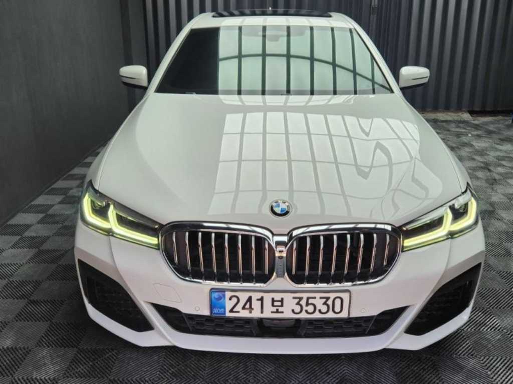 BMW 5ø(7)  520i M 