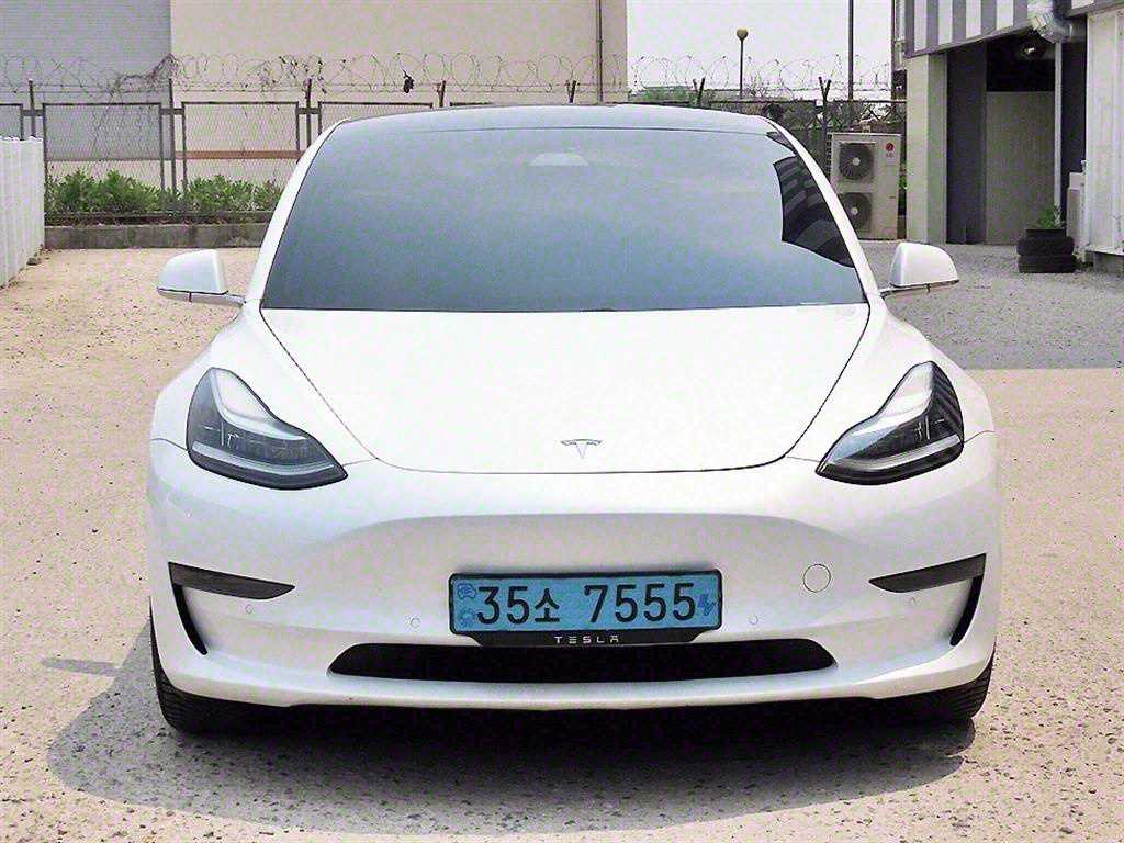 ׽  3 EV RWD Ĵٵ  ÷