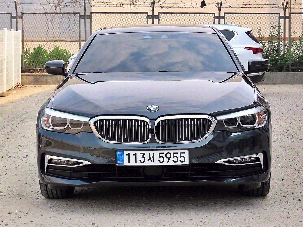 BMW 5ø(7)  520i ¼Ÿ