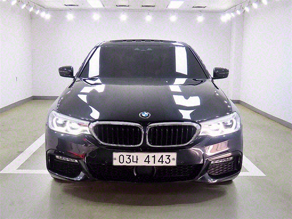BMW 5ø(7)  520d M