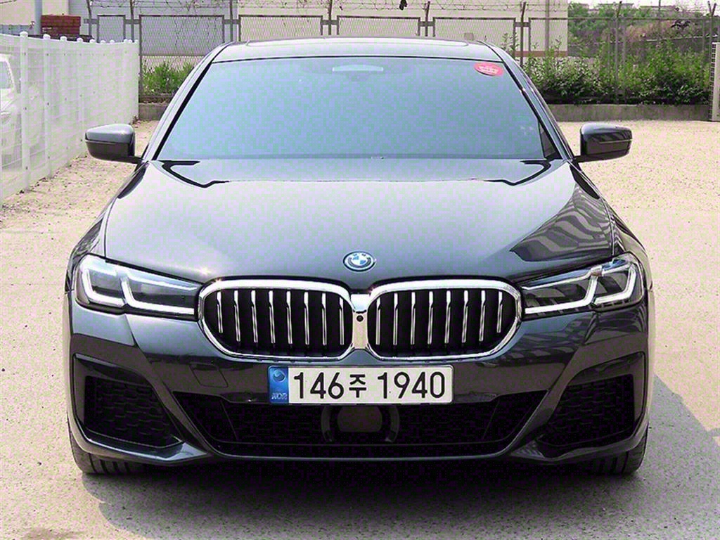 BMW 5ø(7)  530e M 