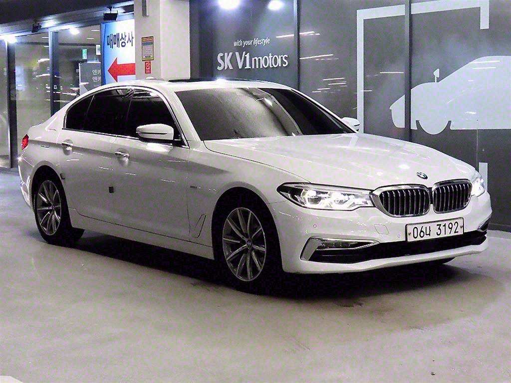 BMW 5ø(7)  520d Ÿ ν