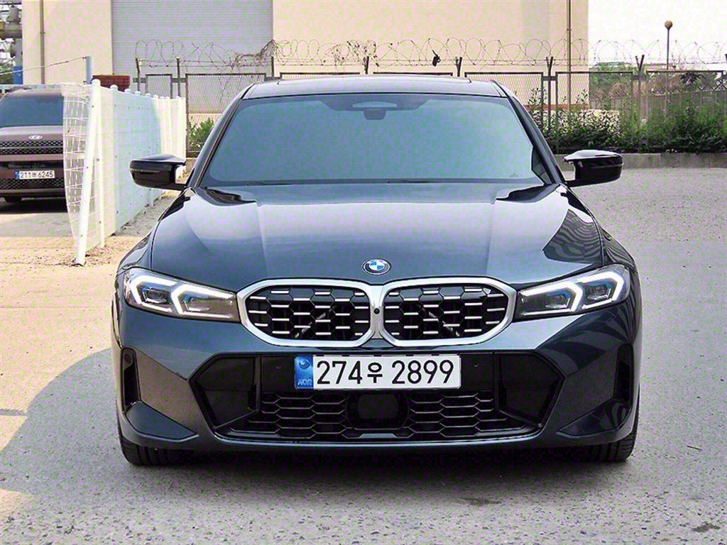 BMW 3ø(7) M340i ε־ 