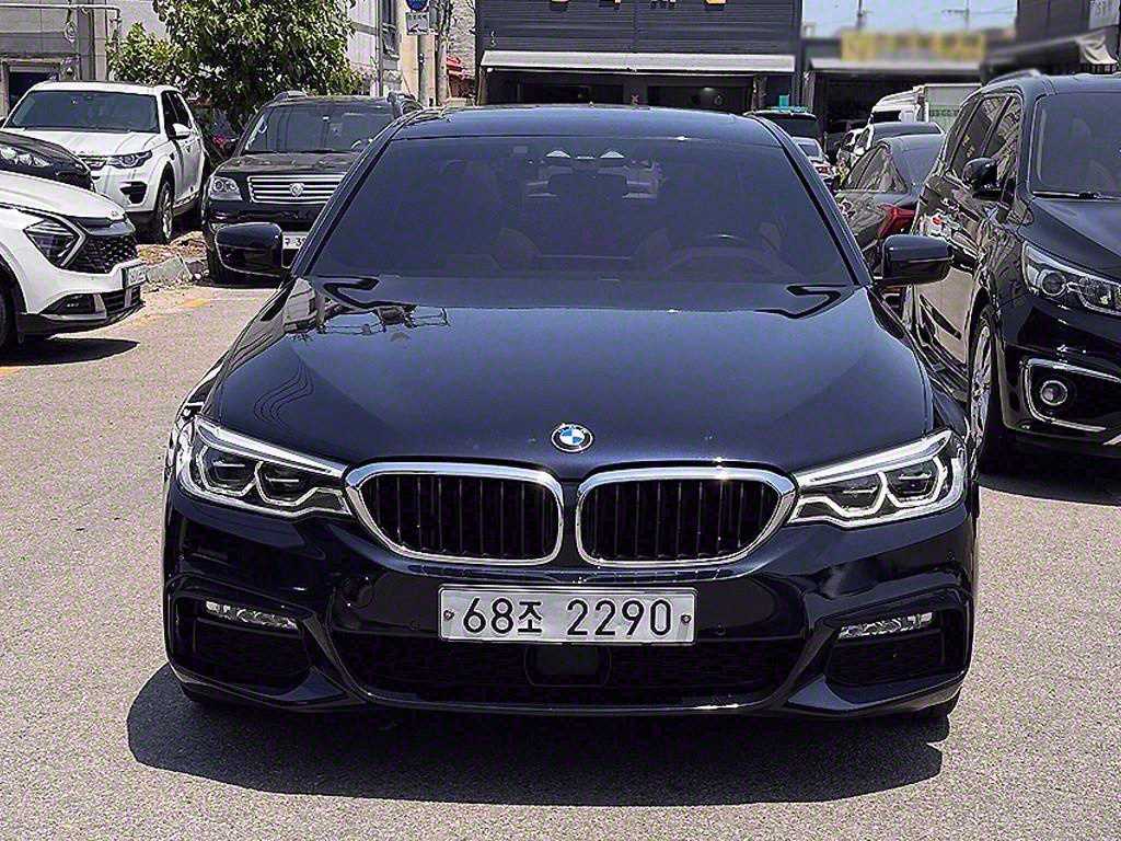 BMW 5ø(7)  520d xDrive M