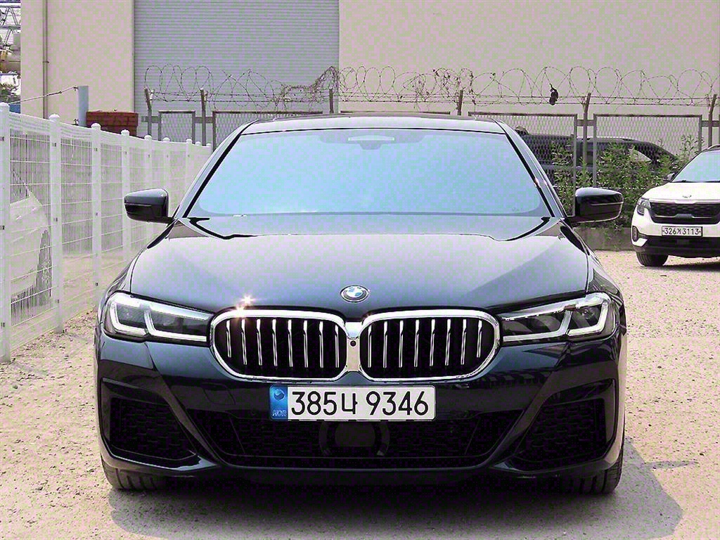 BMW 5ø(7)  520i M 