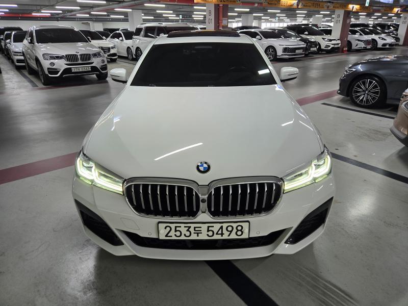 BMW 5ø(7)  530i xDrive M 