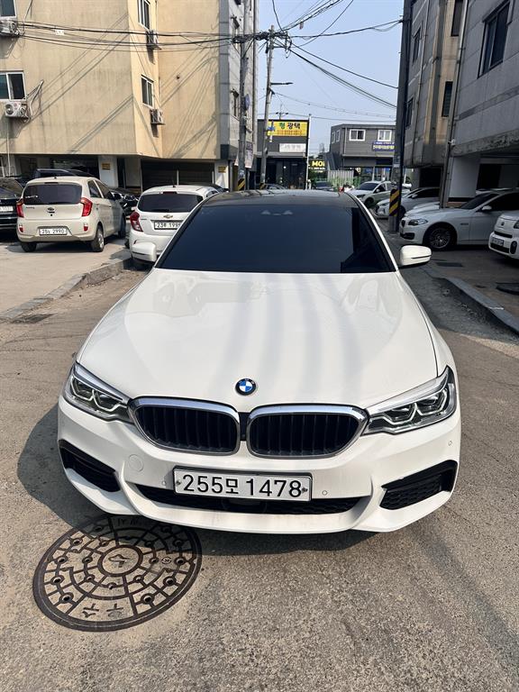 BMW 5ø(7)  530i xDrive M ÷