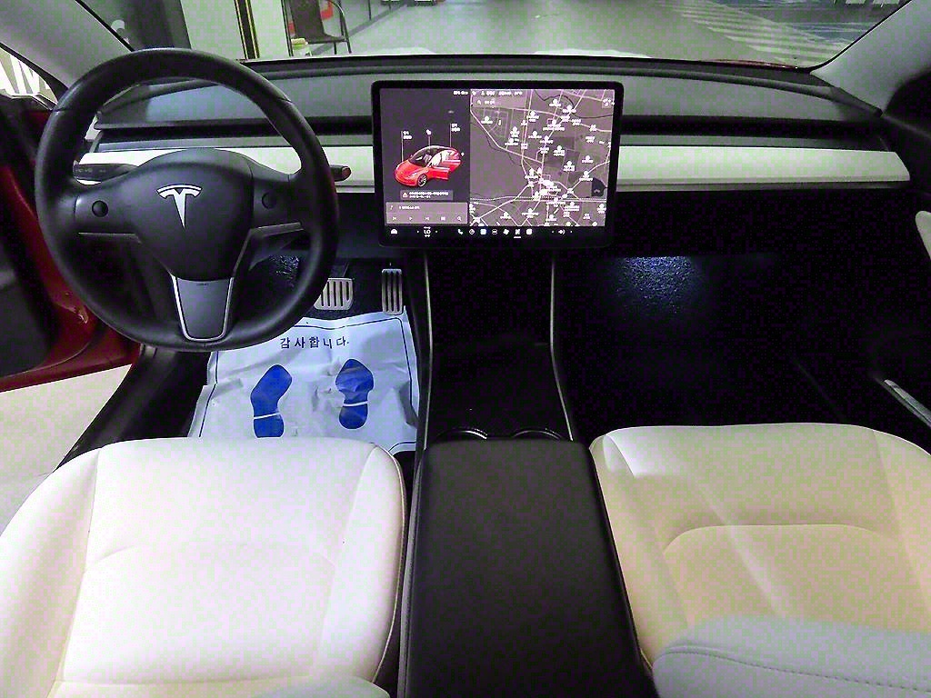 ׽  3 EV AWD ս