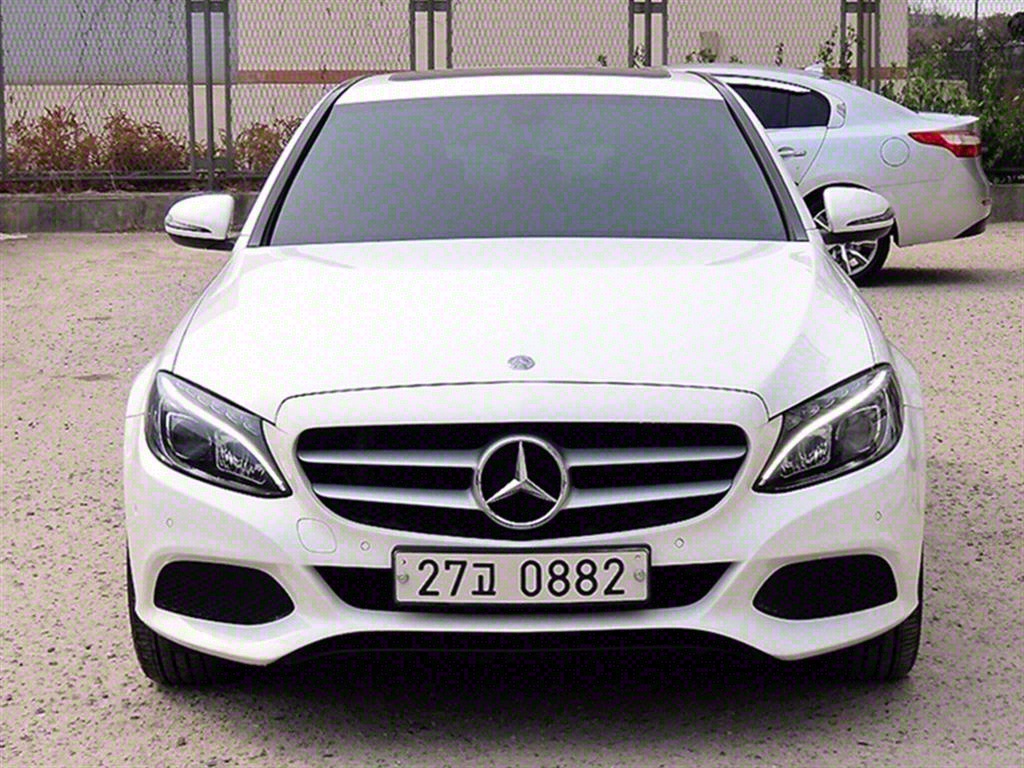  CŬ(4) C200 d 