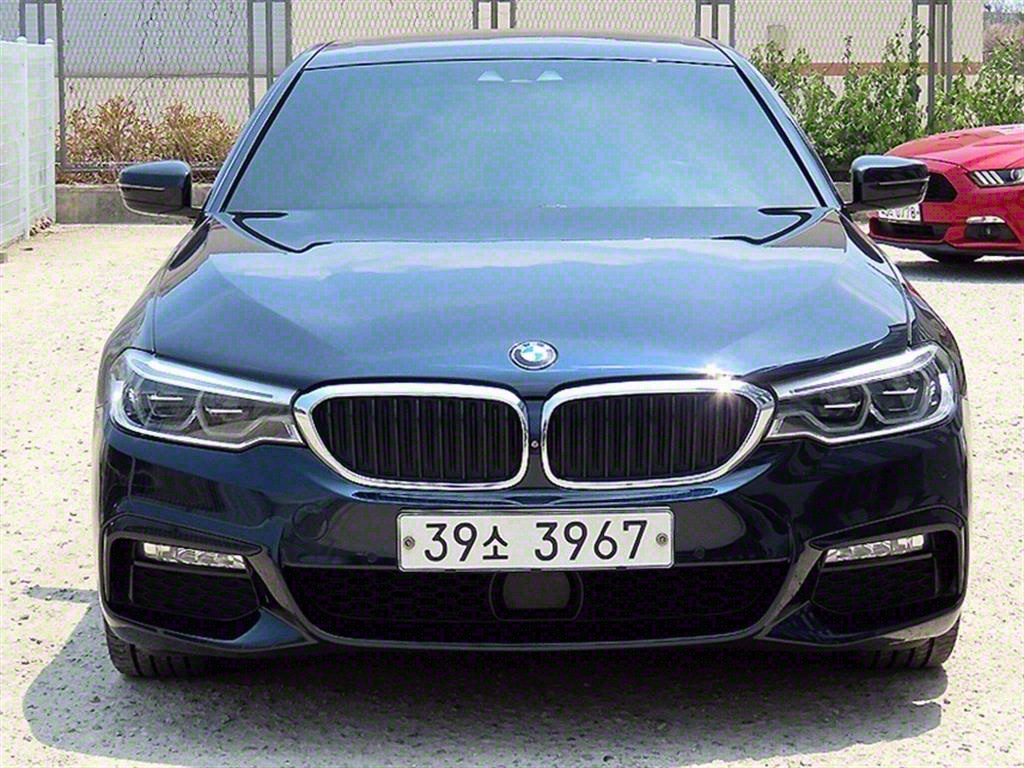 BMW 5ø(7)  540i xDrive M ÷