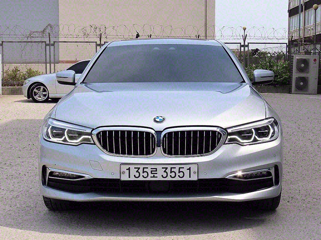 BMW 5ø(7)  530i xDrive Ÿ ÷