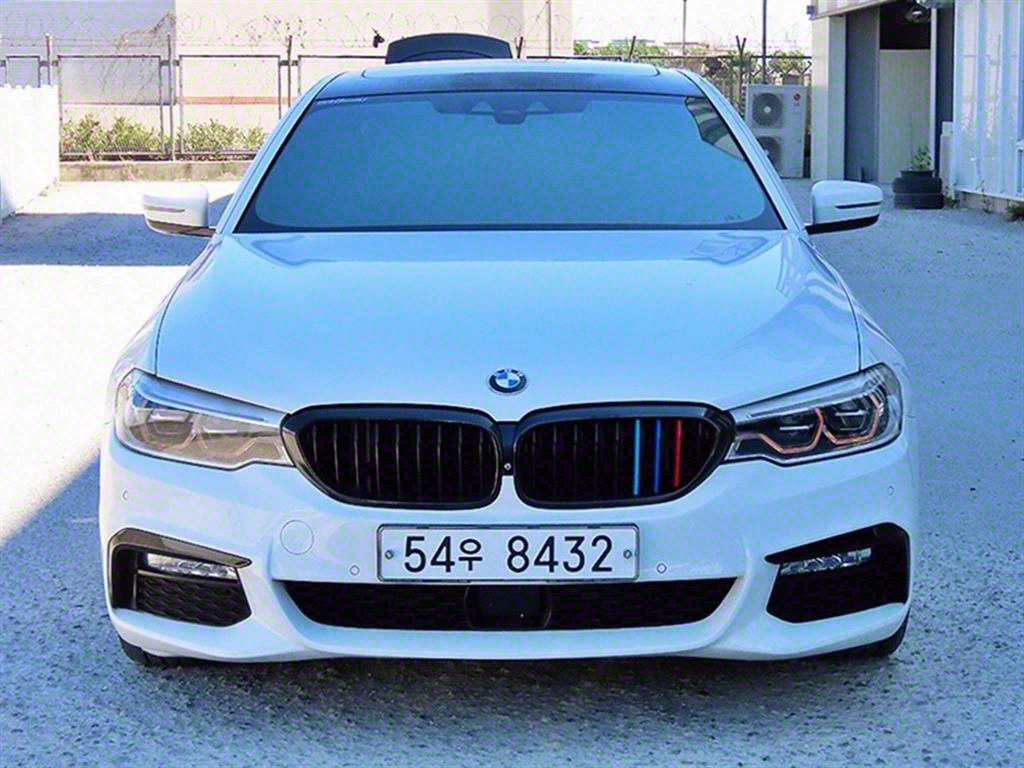 BMW 5ø(7)  520d M ÷