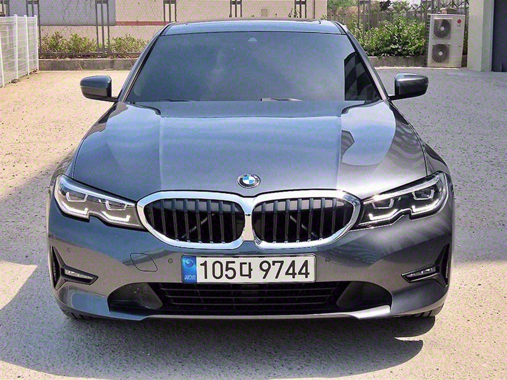 BMW 3ø(7) 320i 