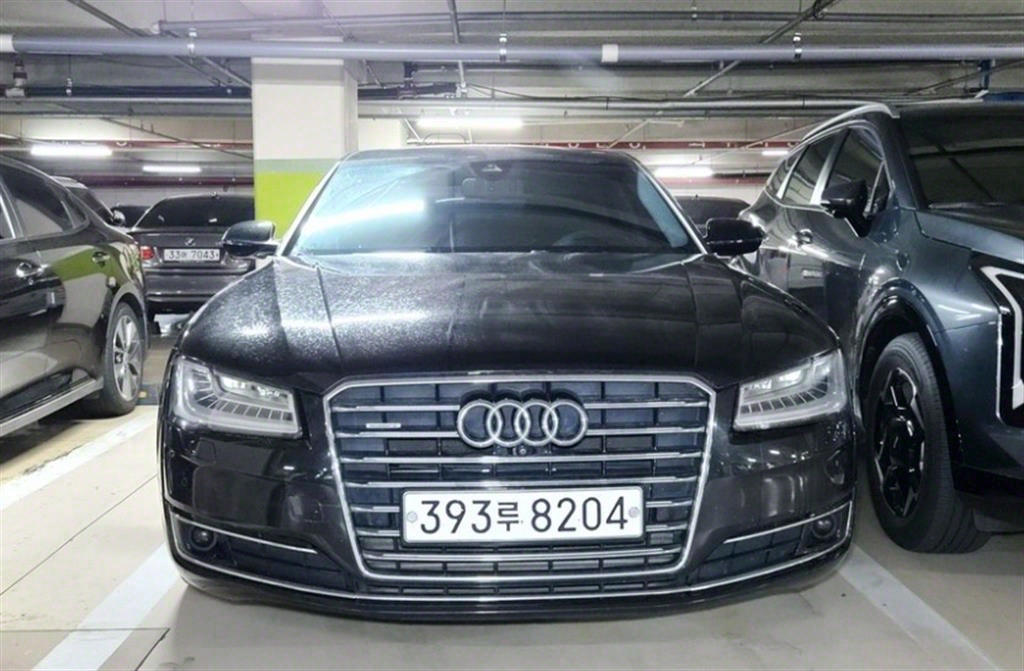 ƿ A8(3) 50 TDI Ʈ 